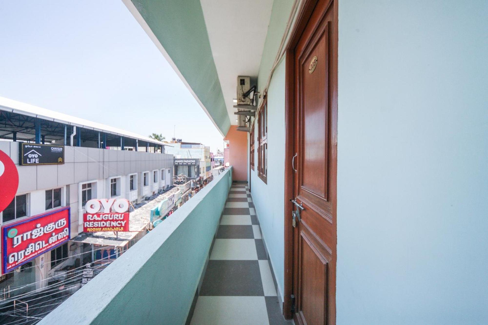 Oyo Modern Guest House Chennai Dış mekan fotoğraf