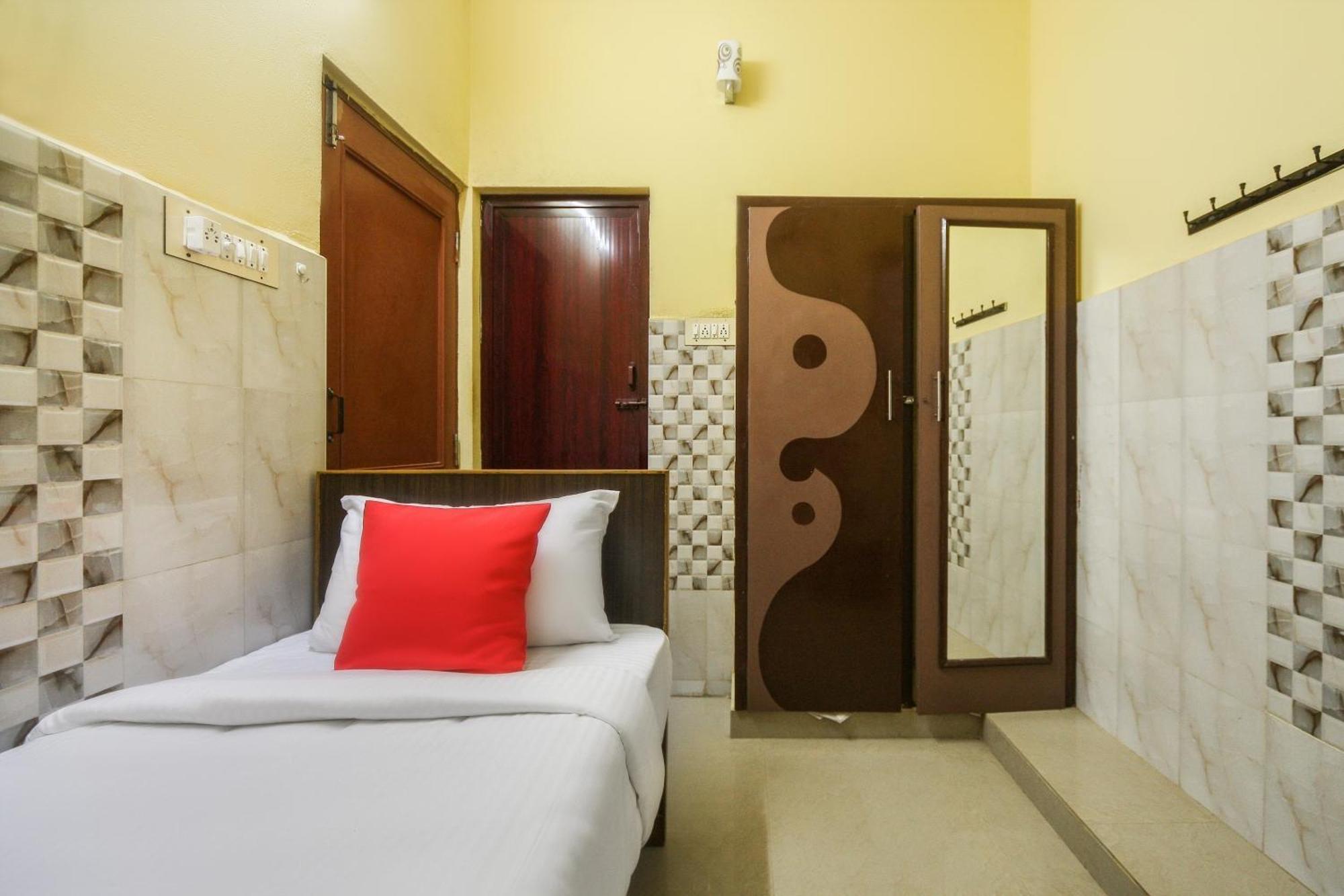 Oyo Modern Guest House Chennai Dış mekan fotoğraf